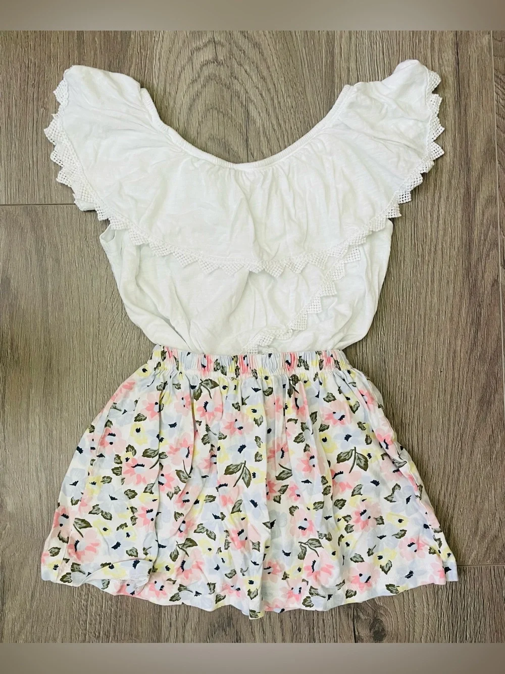 GAP Carter’s Toddler Girl Outfit 4-5T White Floral Set Of 2 Skort Shirt Summer